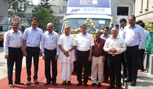 AUMA India donates two meal distribution vans