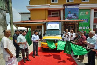 The food delivery vehicle was flagged off at the event to carry hot and nutritious food to the government schools.