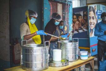 Akshaya Patra’s cooked meal distribution during the 2nd wave of COVID.